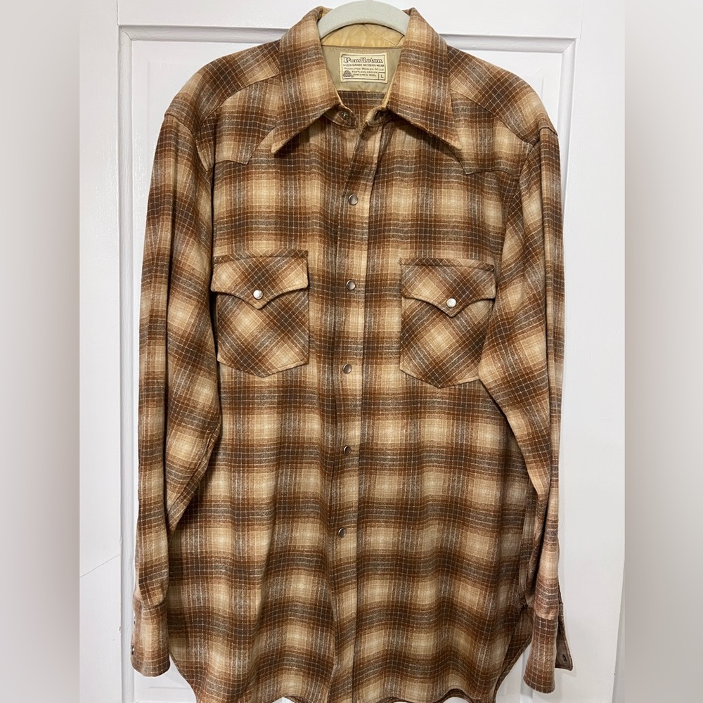 Vintage- authentic Pendleton wool western Pearl snap shirt.